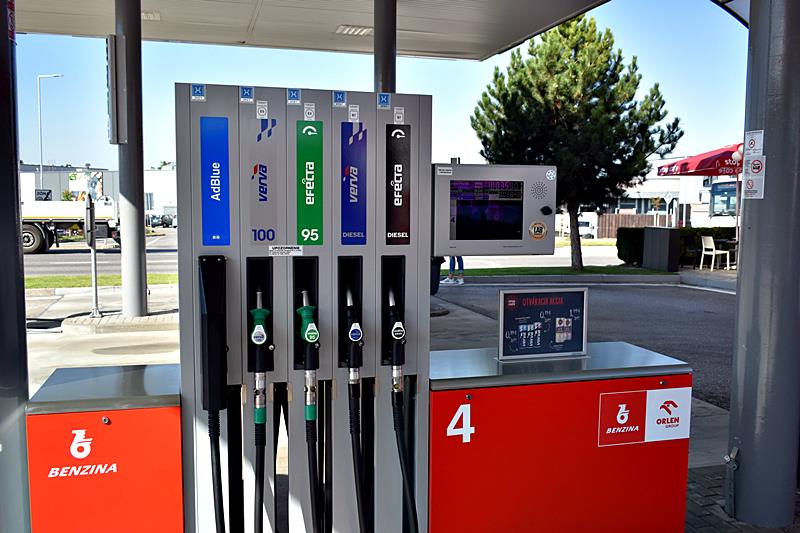 Benzina