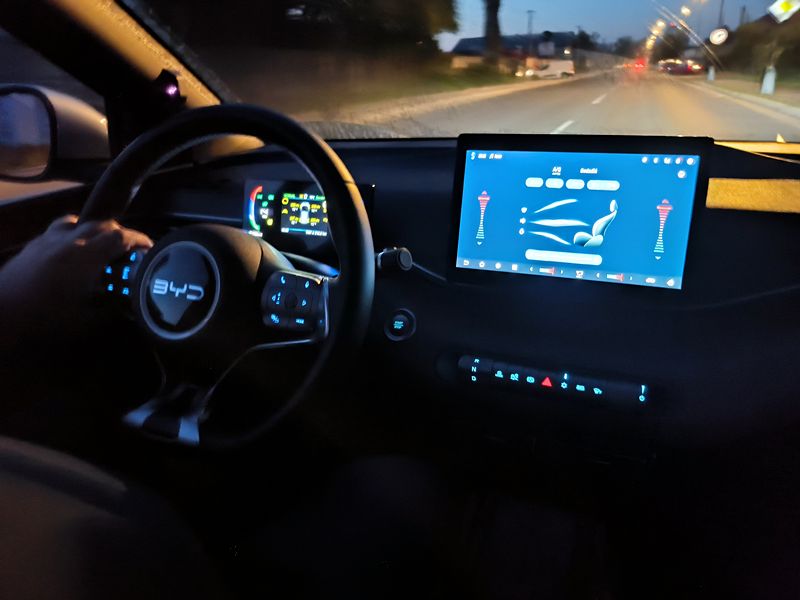 test,benzin.sk,cinske auto,BYD,BYD Dolphin surf comfort