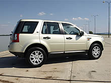 LAND ROVER Freelander 2,2  TD4 SE, foto: BENZIN.sk