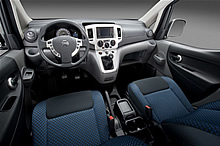 NISSAN NV200