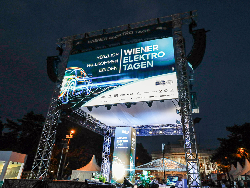 billboard vecer vo Viedni